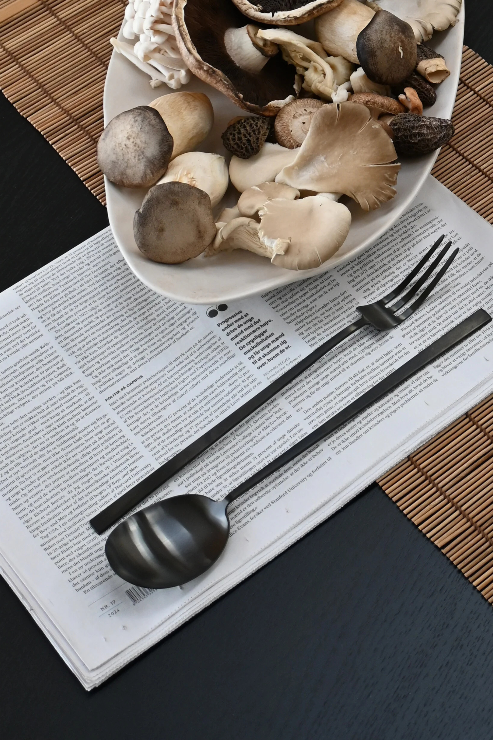 Kogei Salad Servers - Black