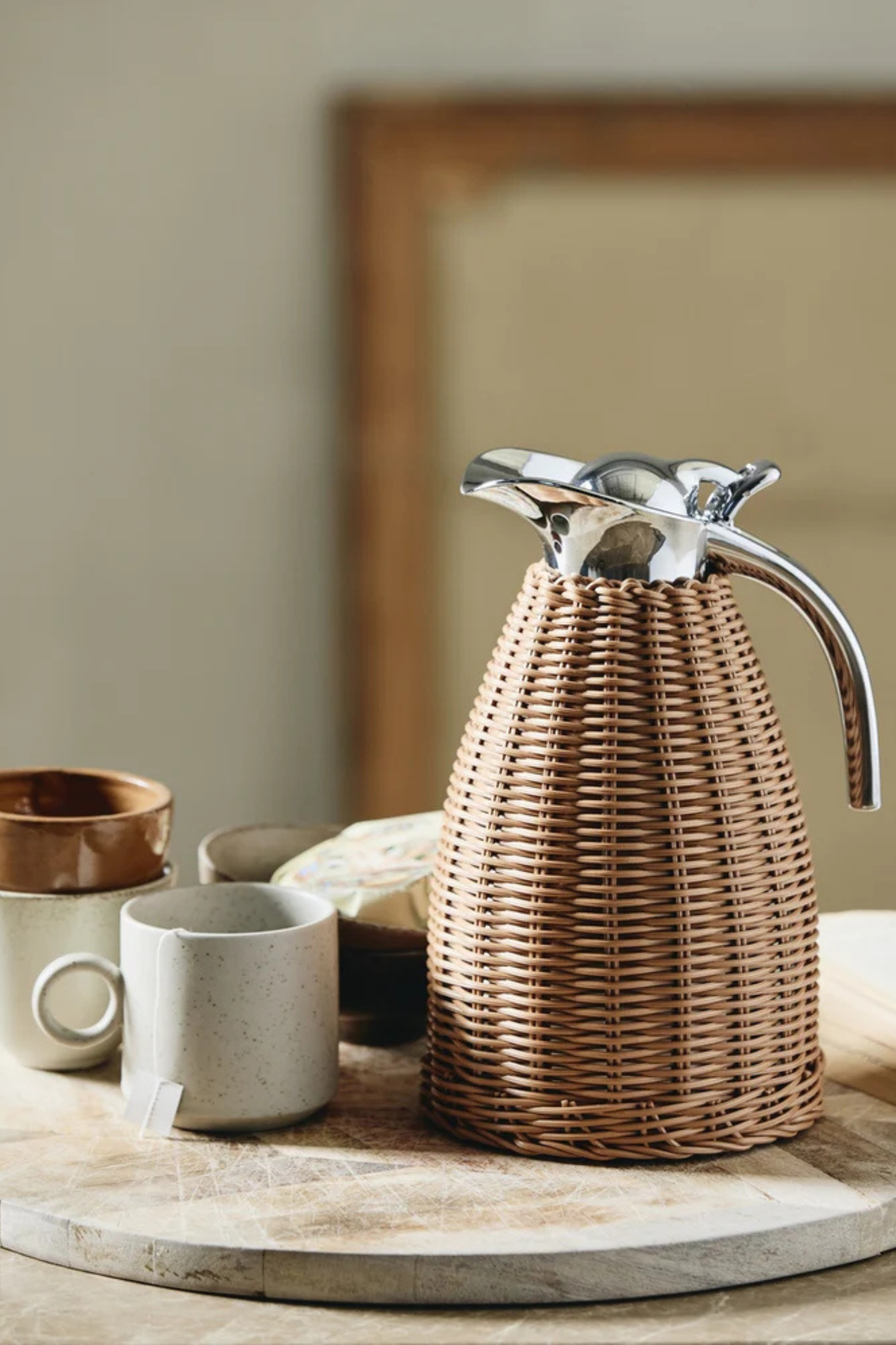 Grainy Cup with handle, sand