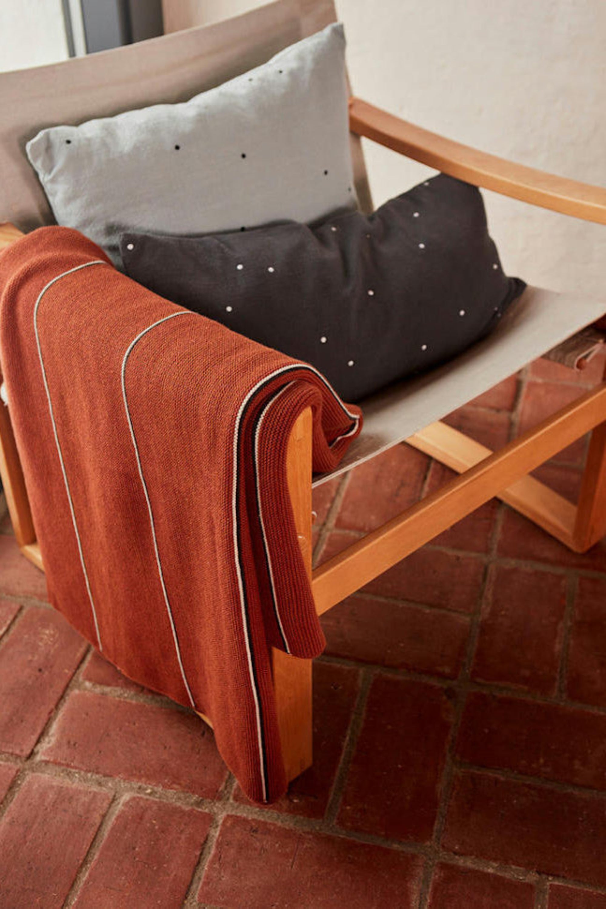 Rivi Living Blanket | Oyoy | Home of Solinfo