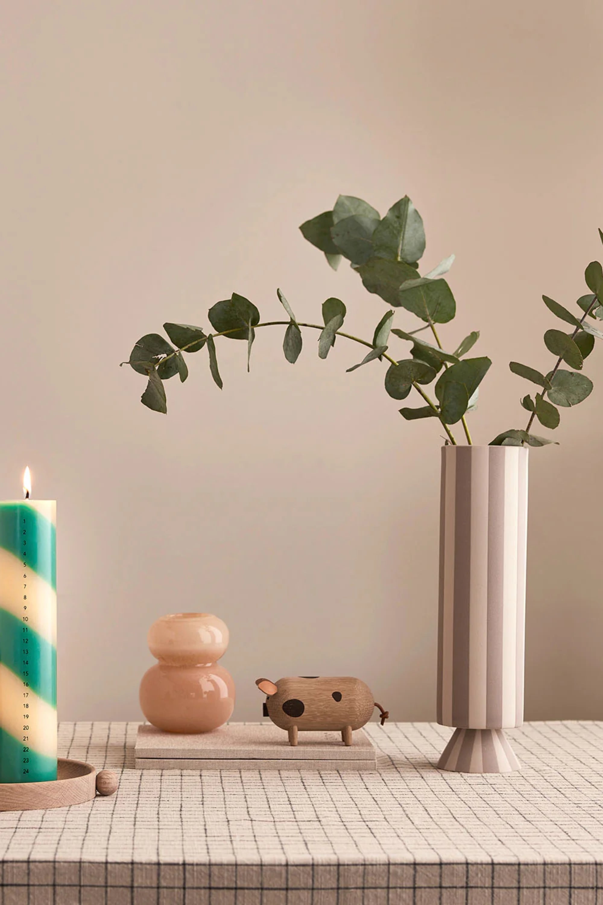 Toppu clay high vase