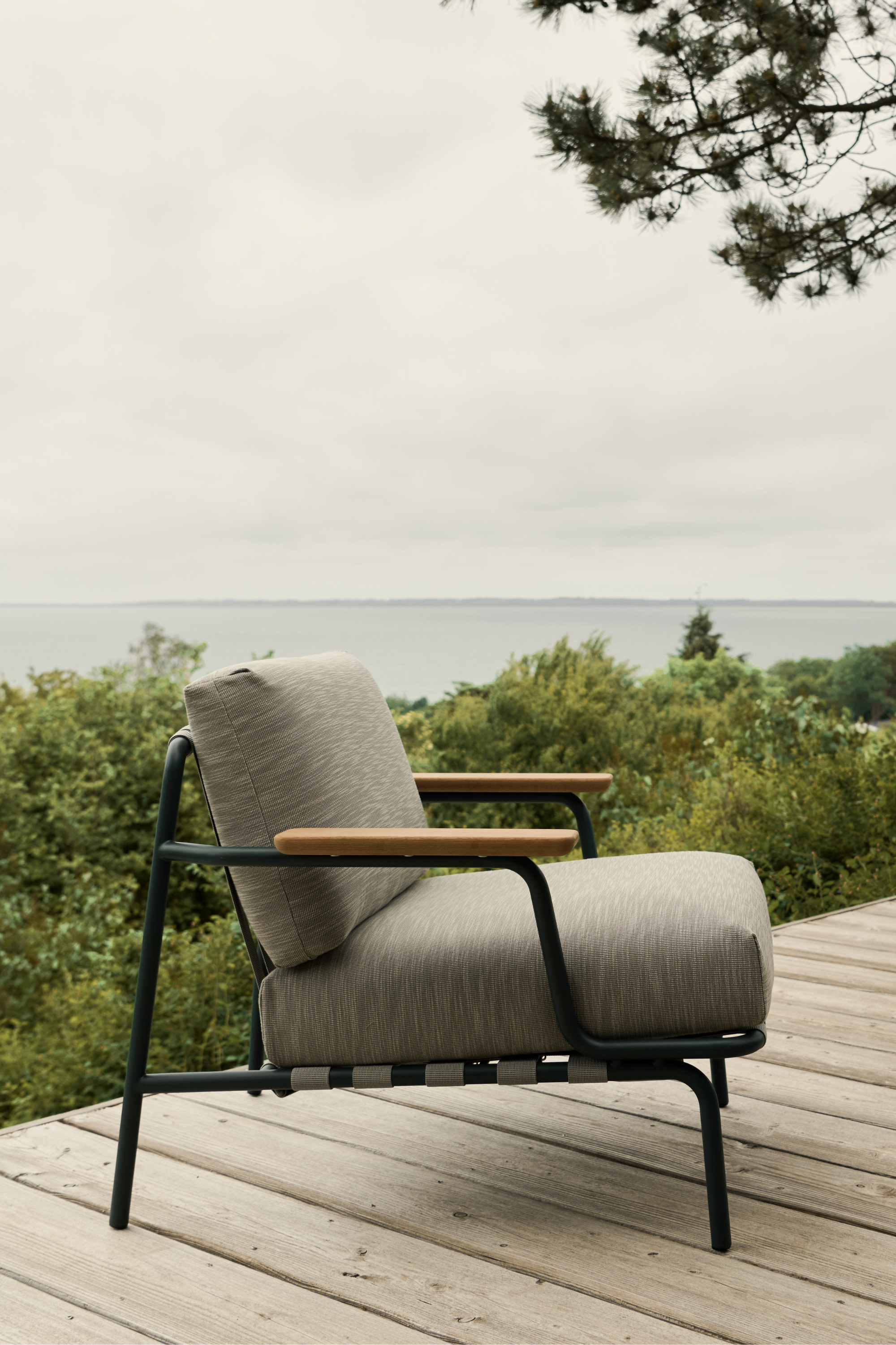 Settle Lounge Chair Ribbed Weave 2/ Dark Green