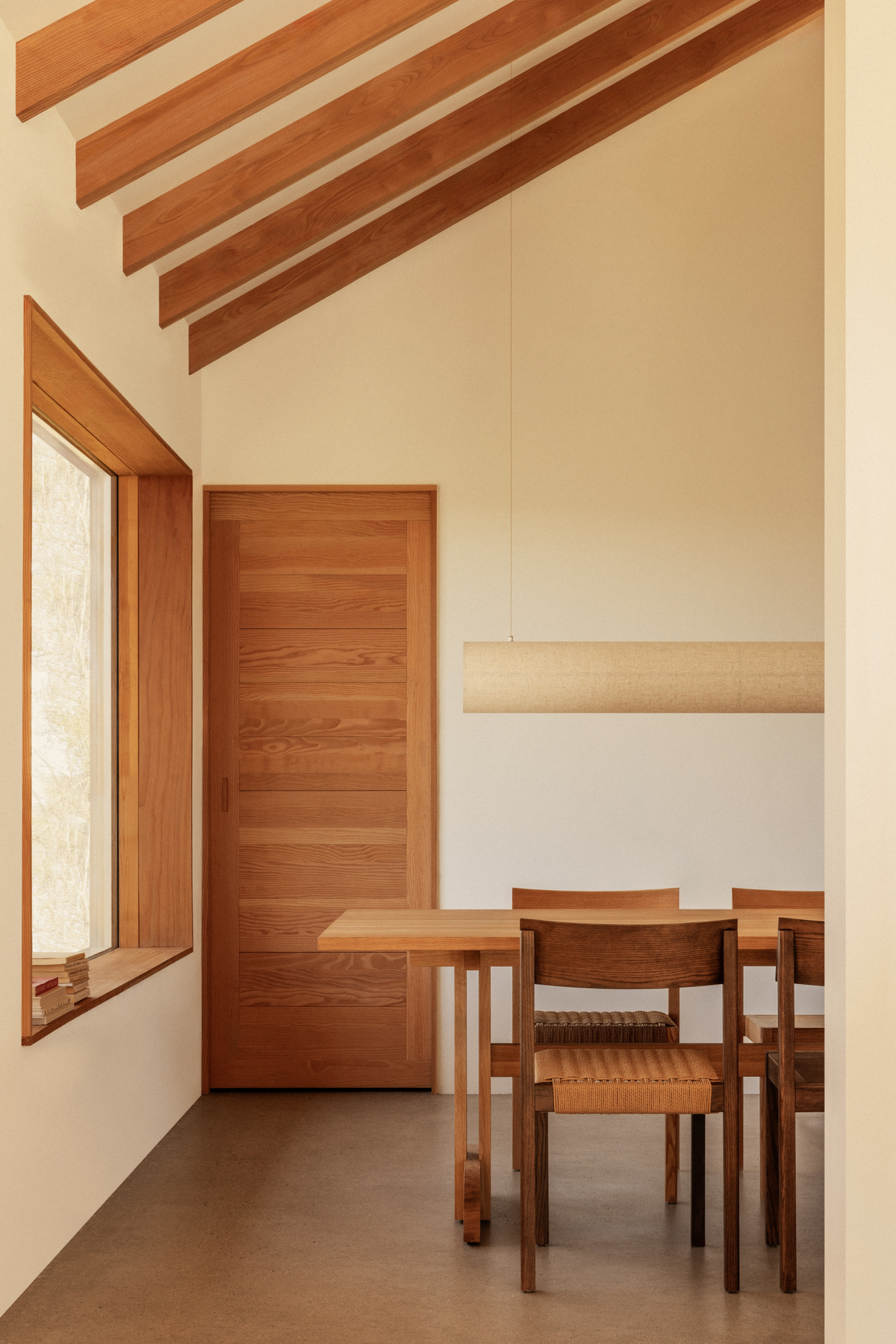 Hashira Linear Pendant Lamp