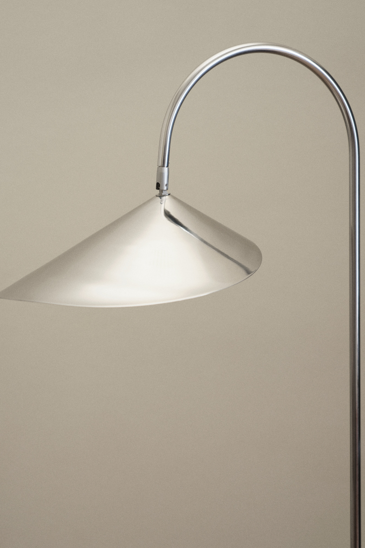Arum Floor Lamp Stainless Steel