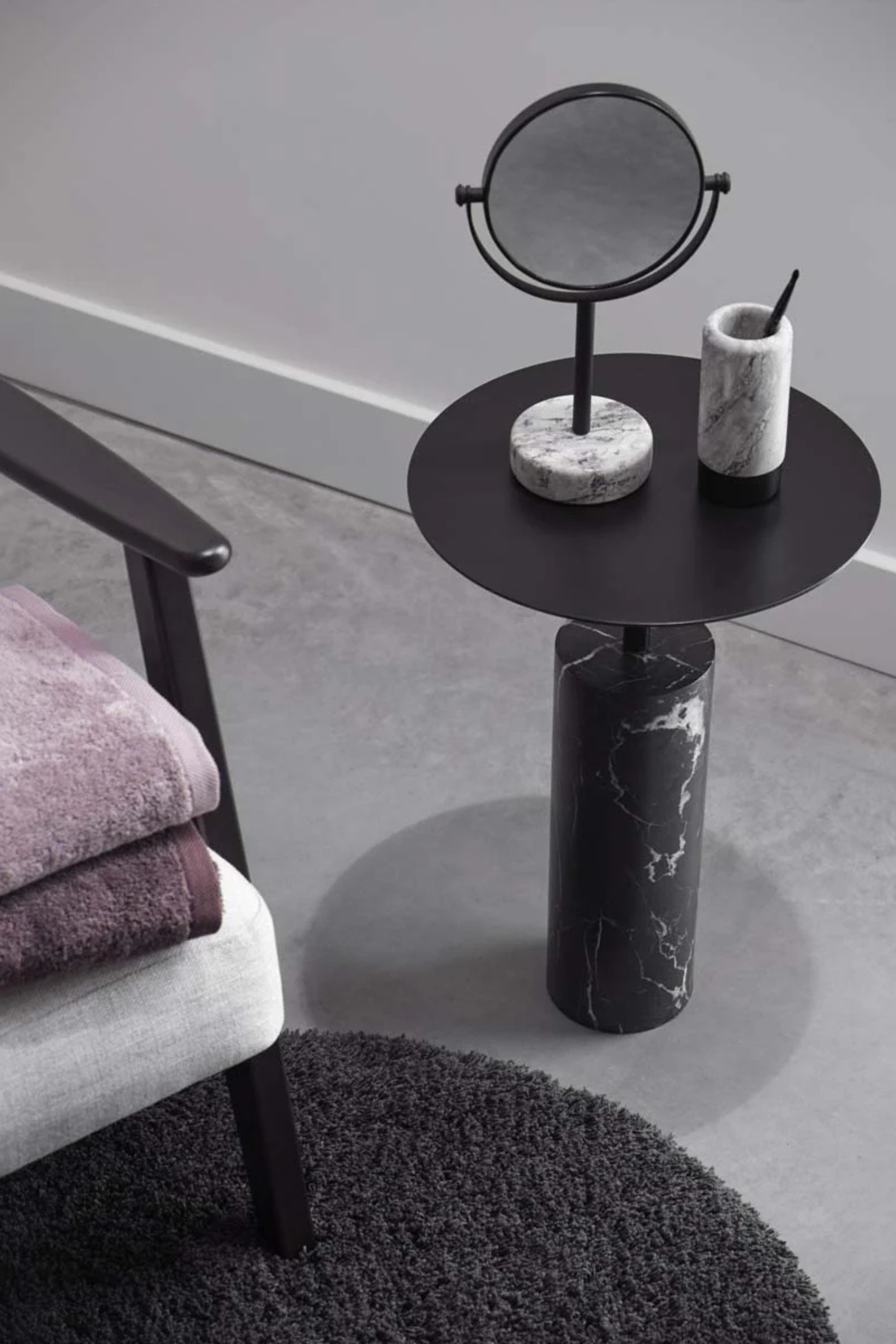 Nero - Side table - Black