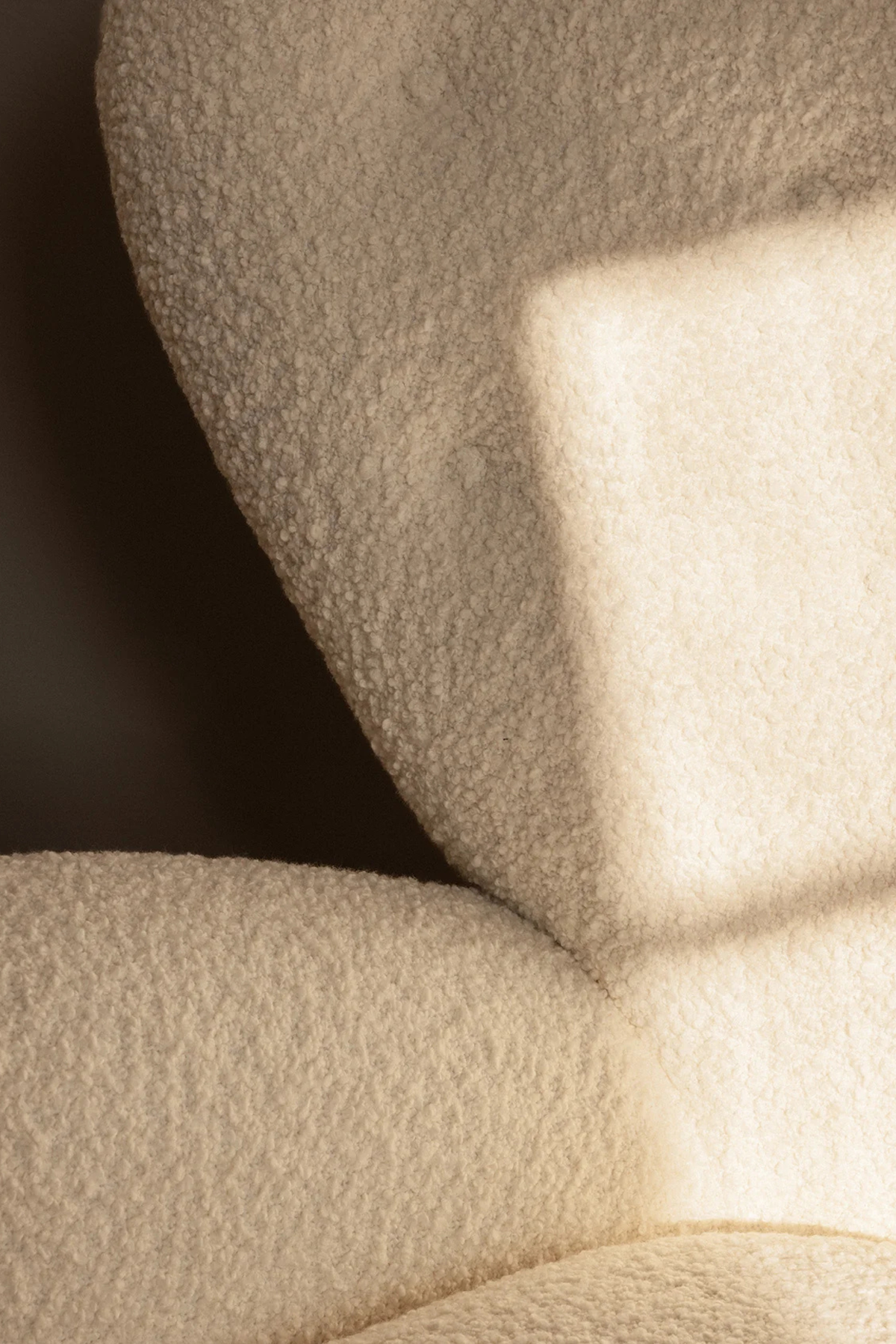 The Tired Man Lounge Chair, Baena 14