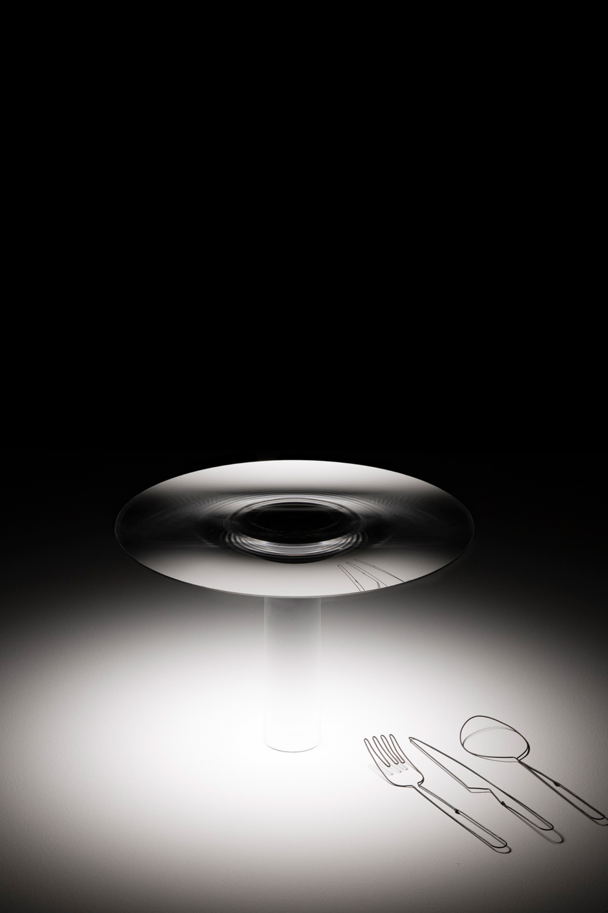 Vis Á Vis table lamp