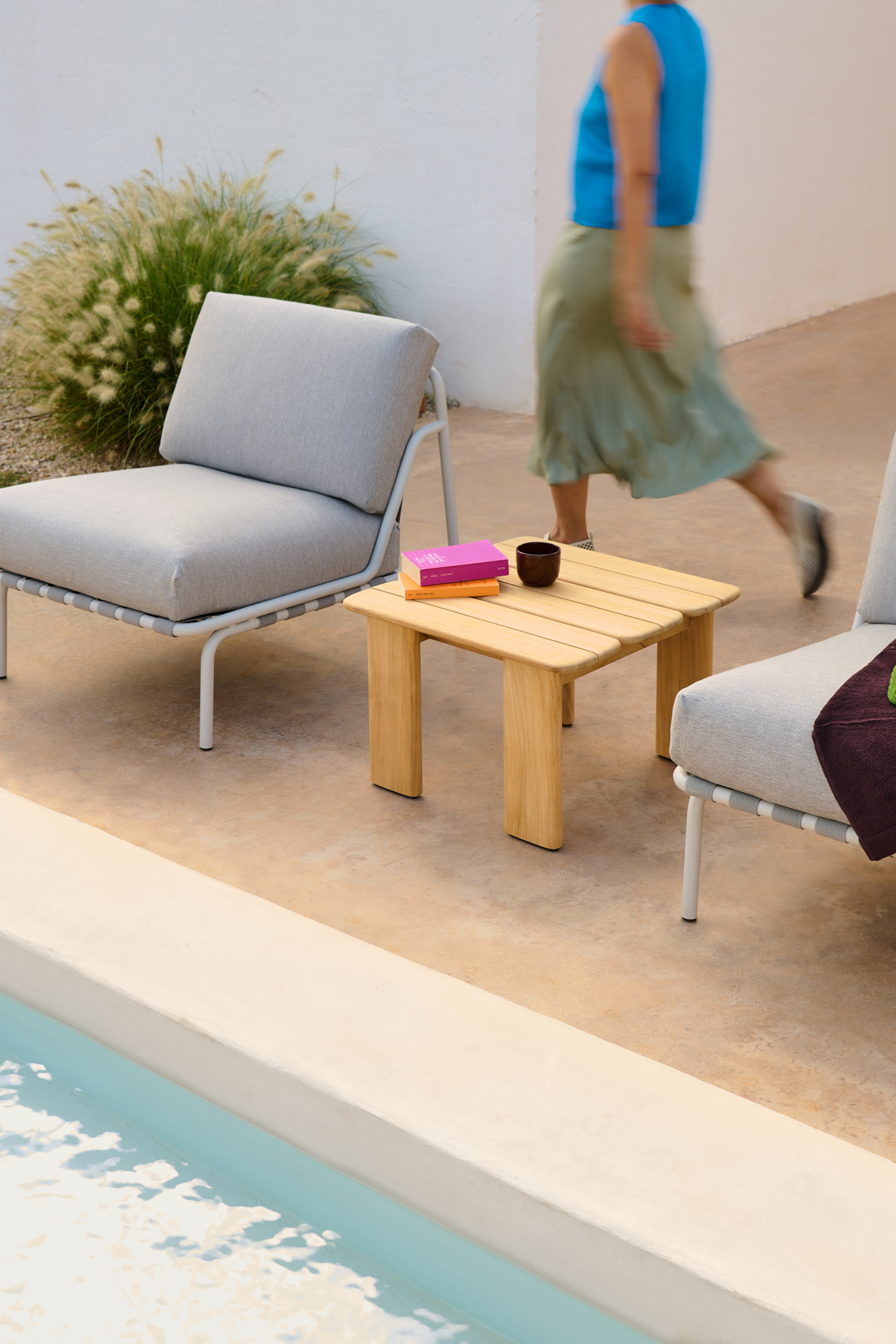 Assemble Dohányzóasztal