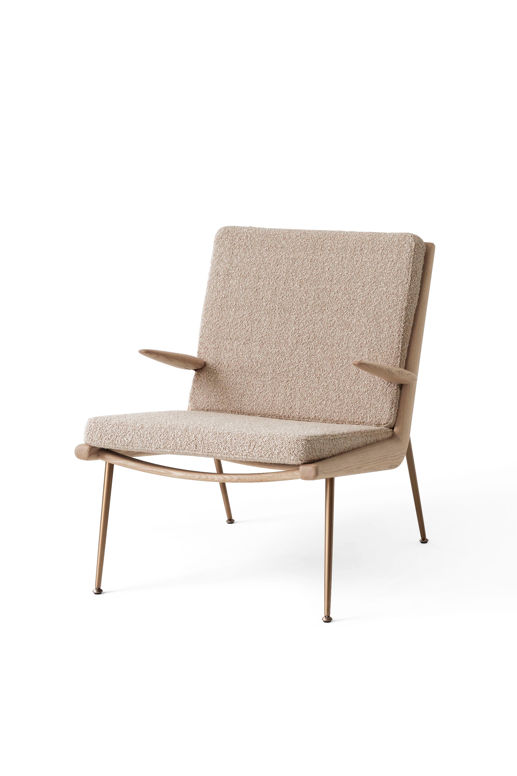 Boomerang HM2 Oiled Oak w. Brass lounge chair w. armrest