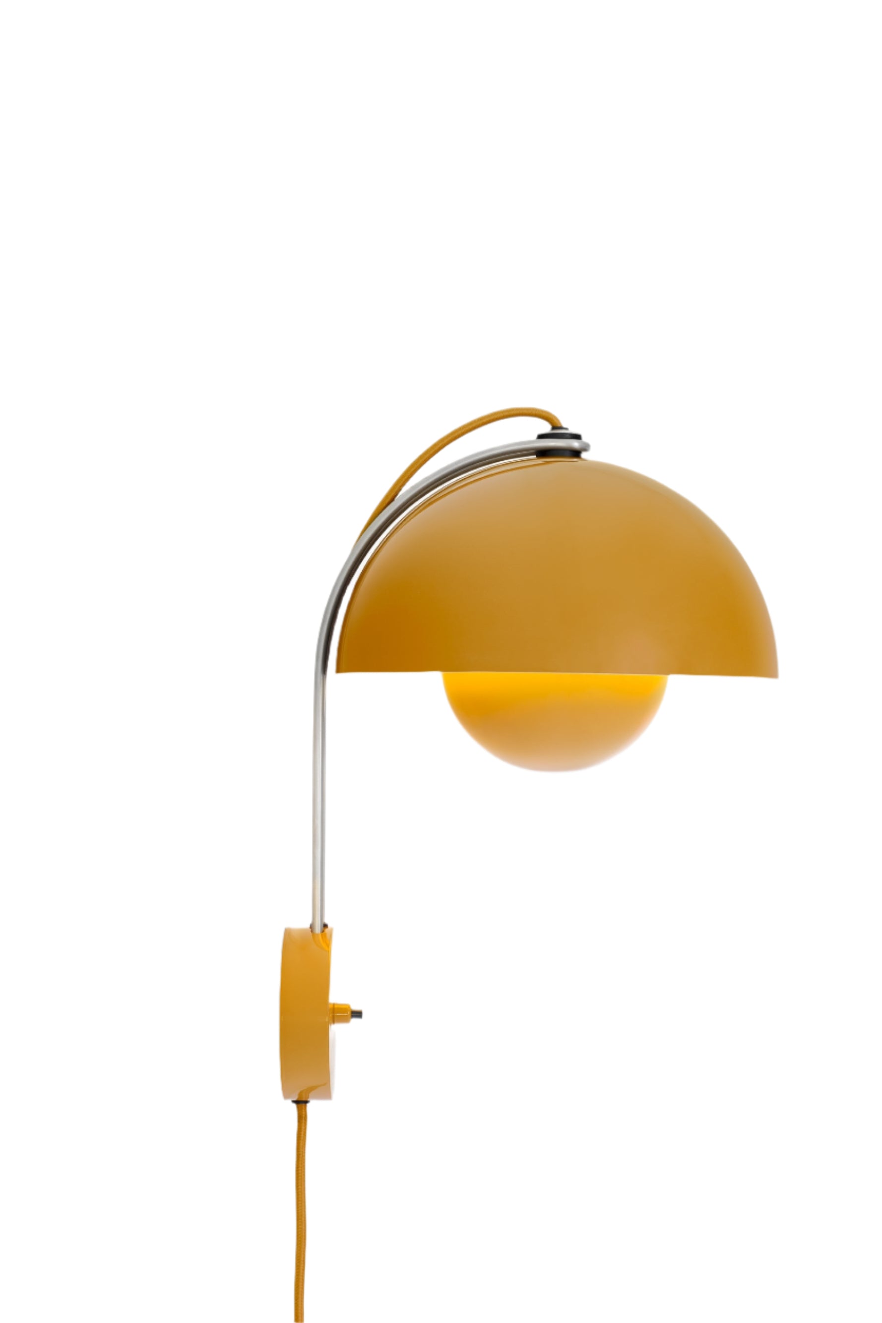 Flowerpot VP8 Mustard | &Tradition | Home of Solinfo | 