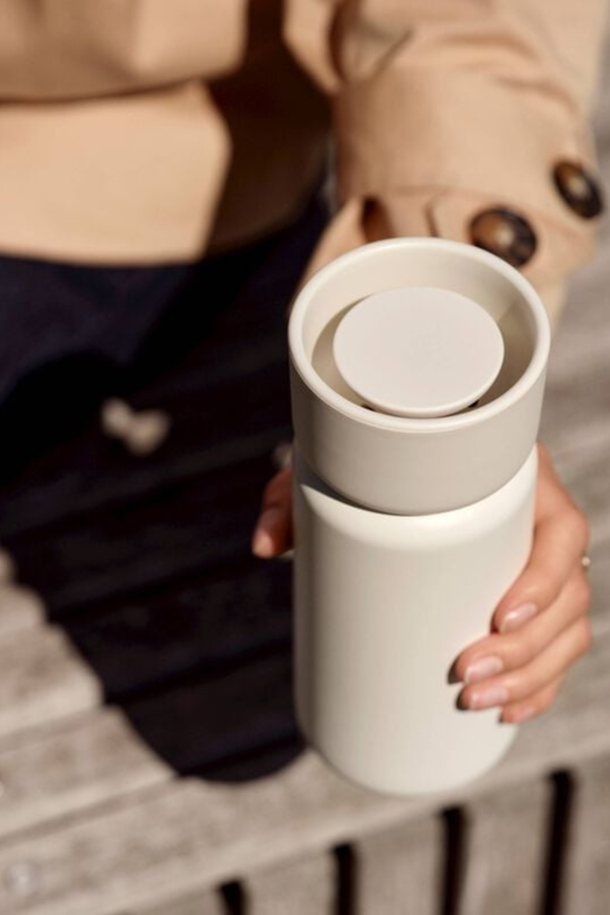 Singles Thermo mug with two lids cream