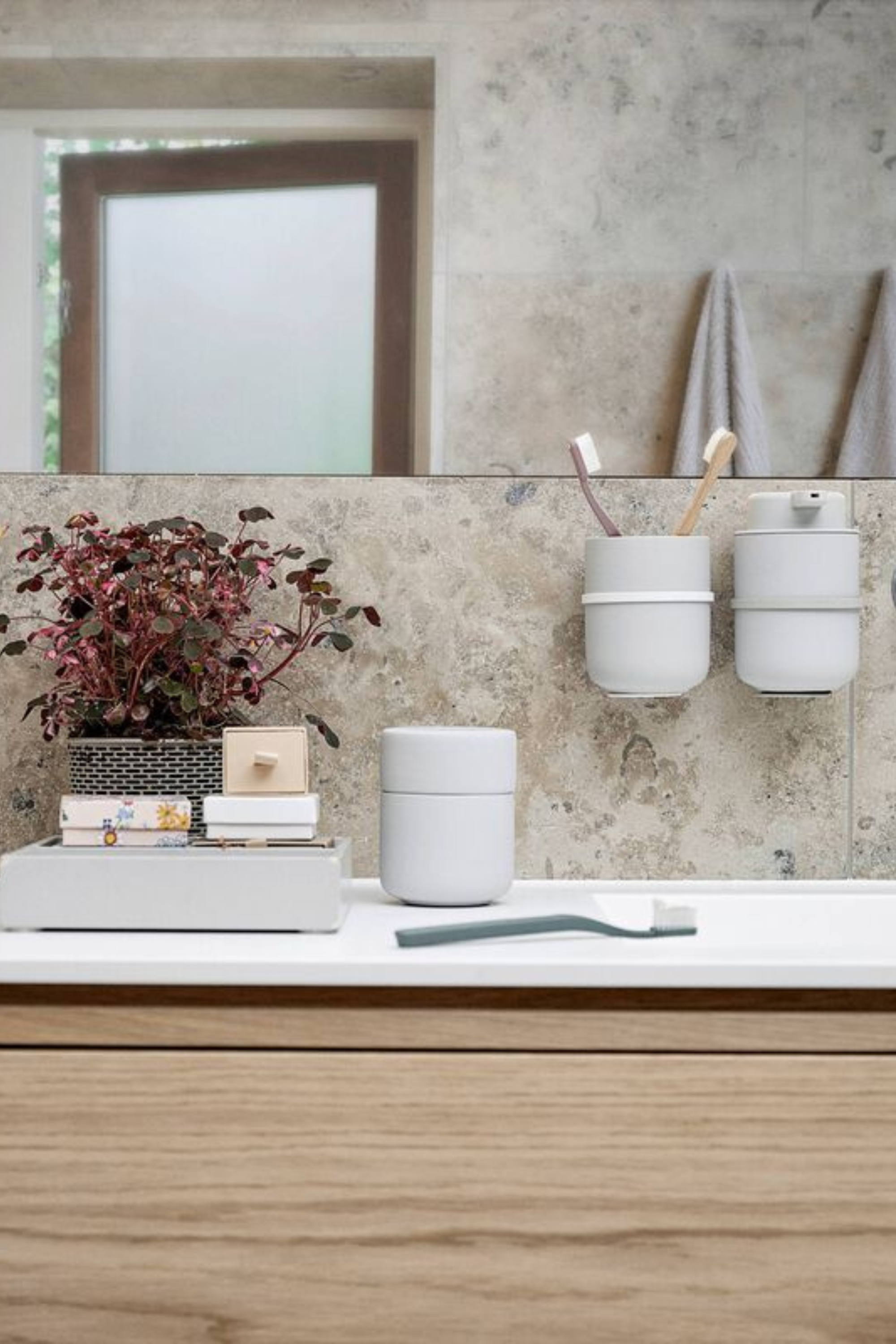 Ume jar with lid soft grey