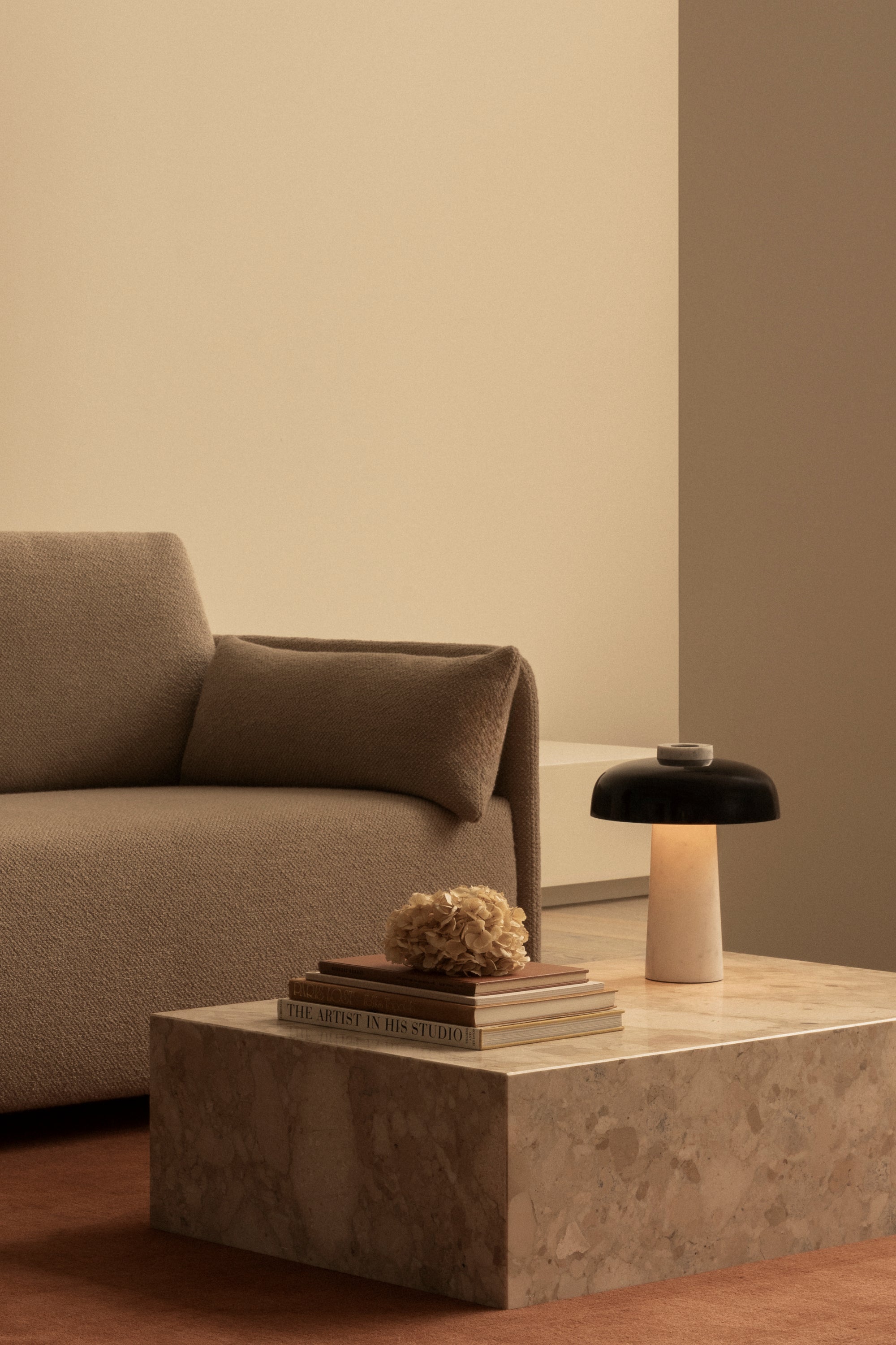 Reverse black and white table lamp