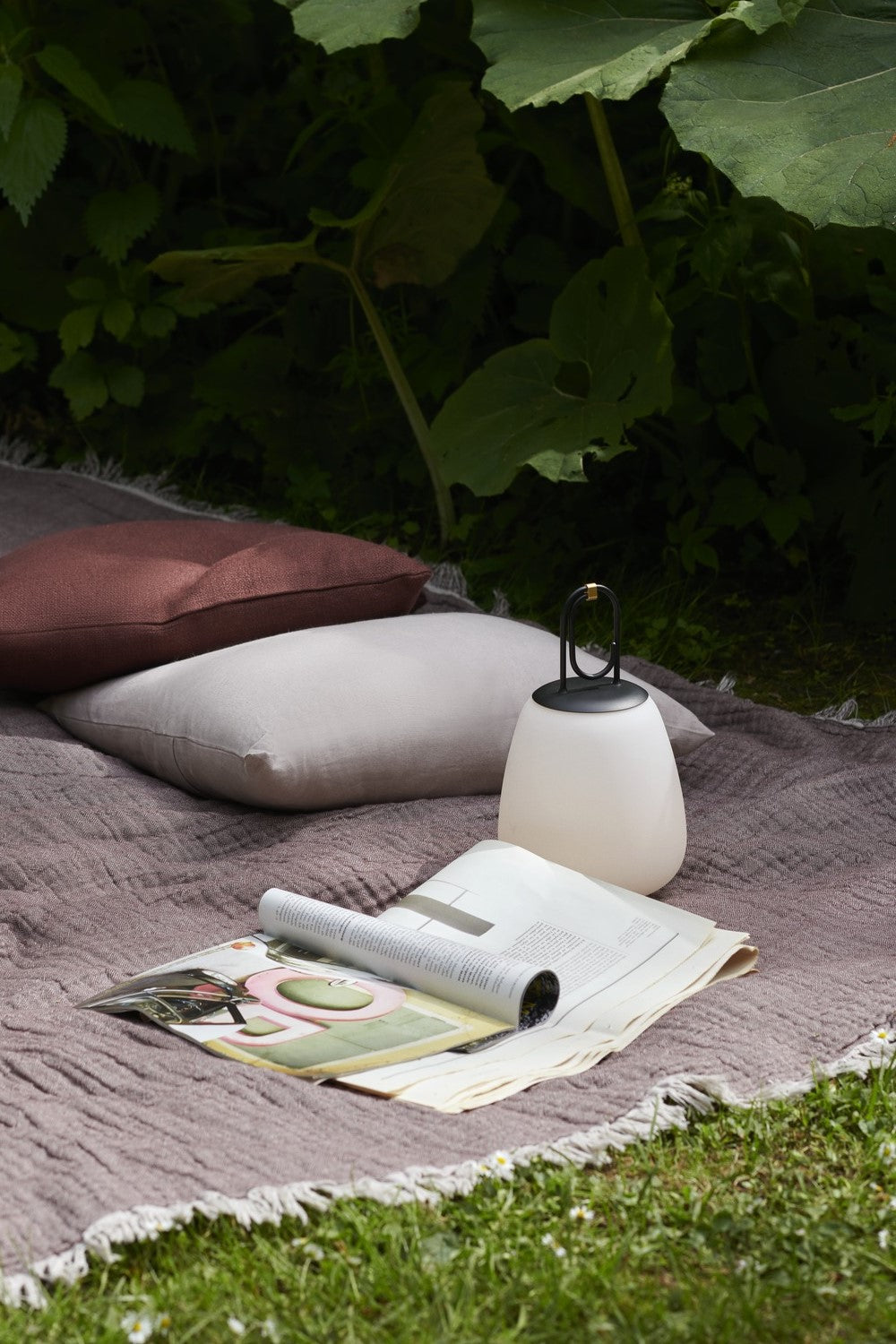 Collect SC81 throw, Sienna & Cloud | &Tradition | Home of Solinfo