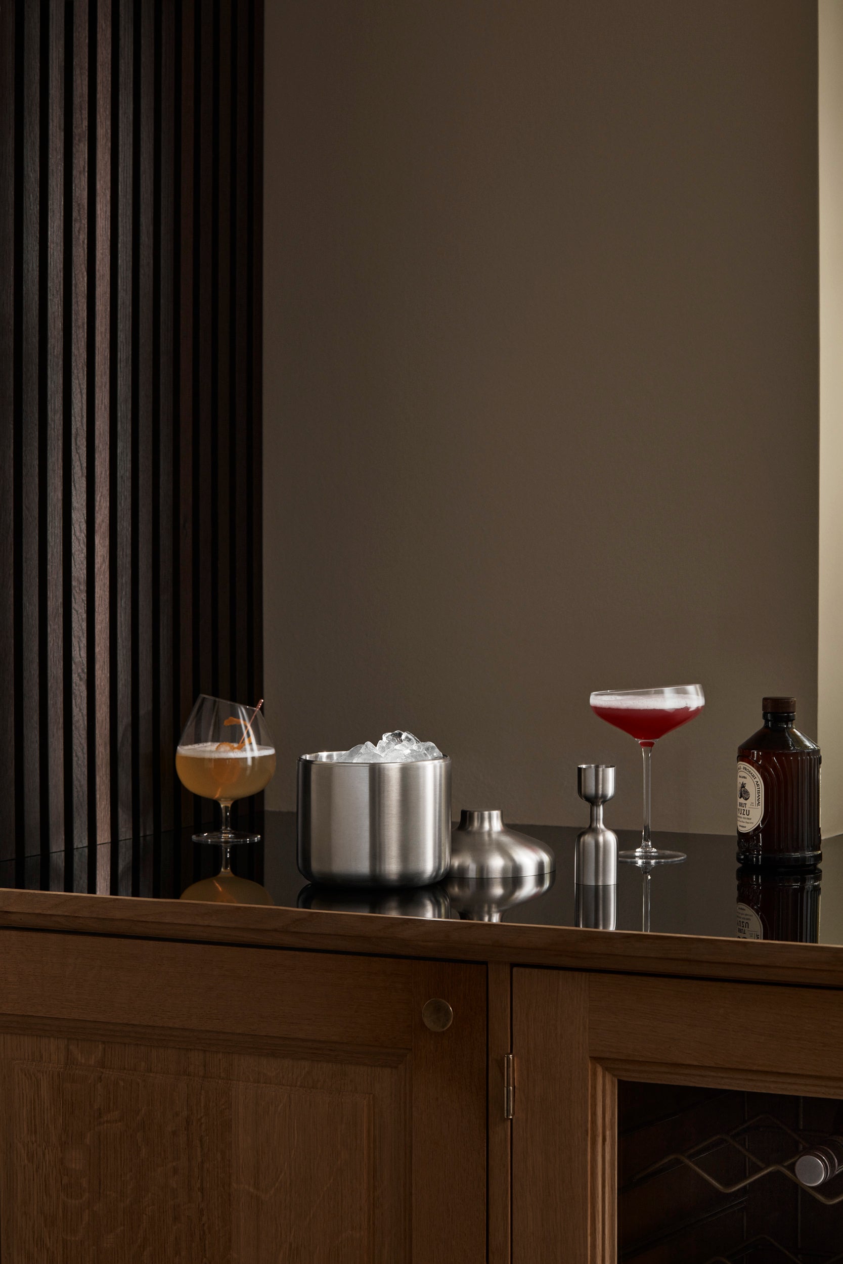 Liquid Lounge ice bucket with scoop | Eva Solo | Home of Solinfo