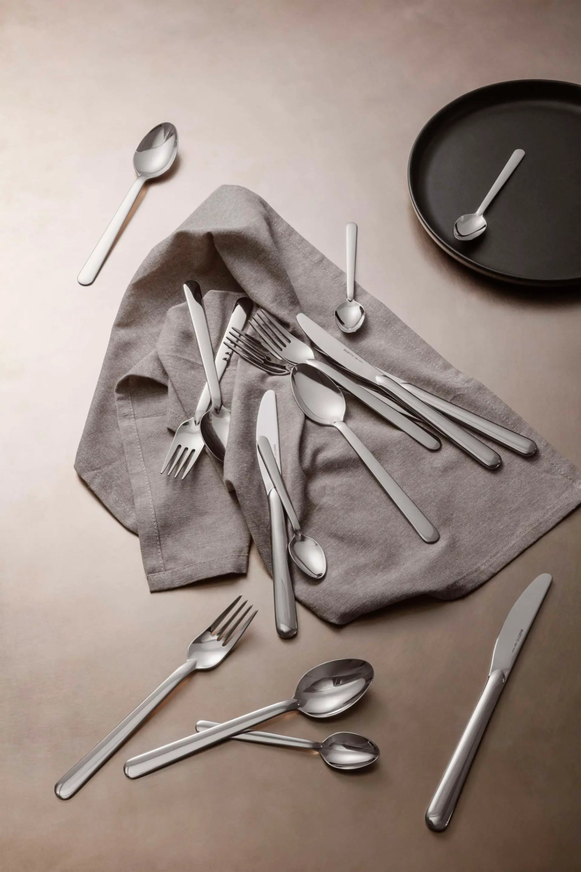 Legio Nova 16 darabos étkészlet