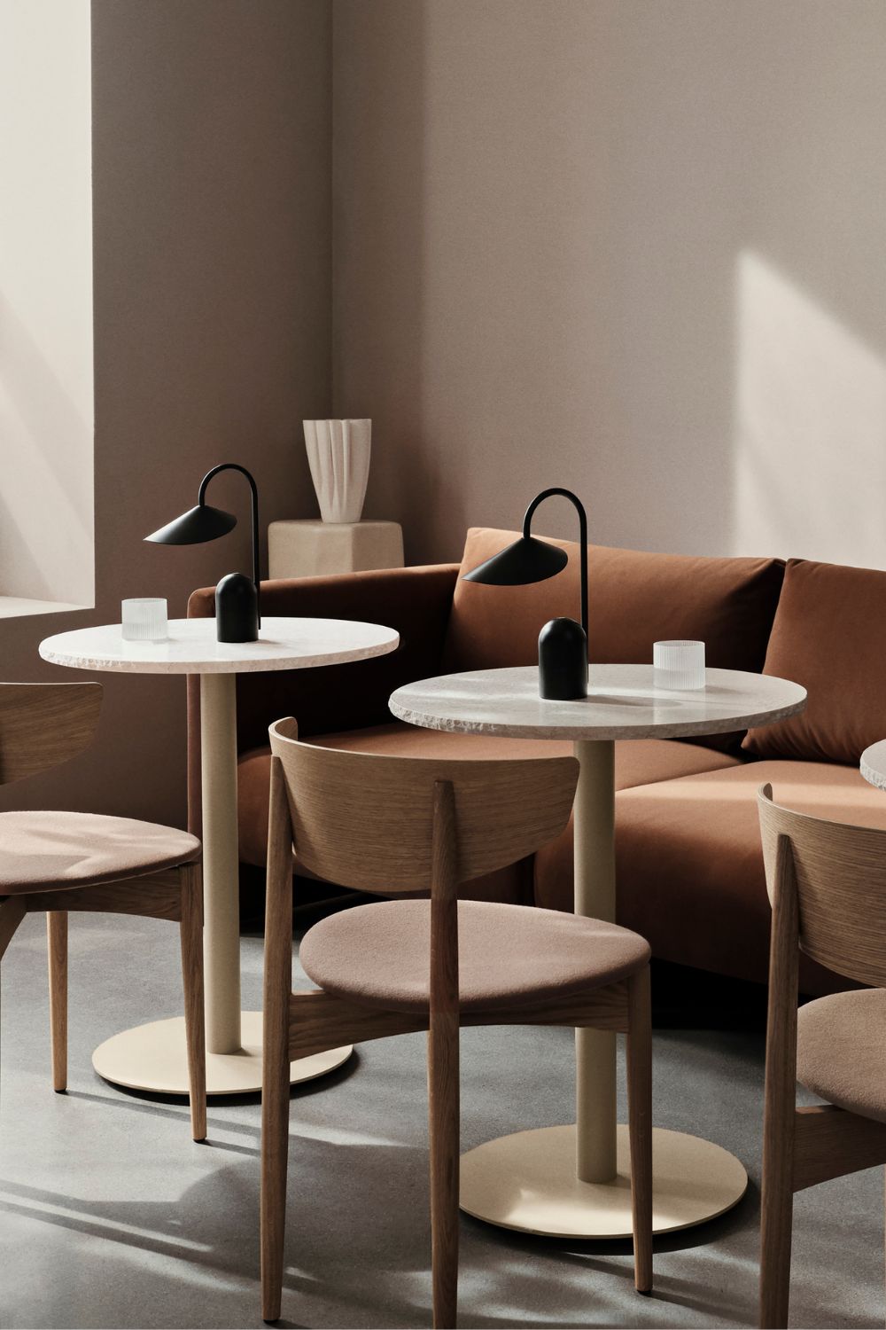 Arum Portable Lamp Black | ferm LIVING | Home of Solinfo