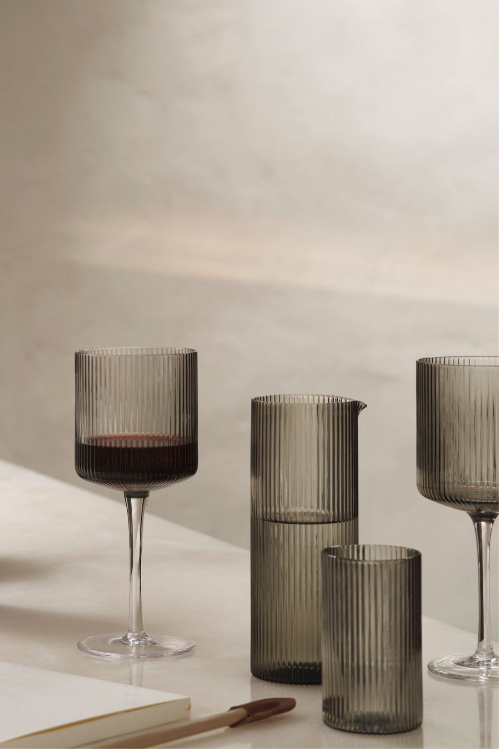 Ripple Milk Jug Smoked Grey | ferm LIVING | Home of Solinfo