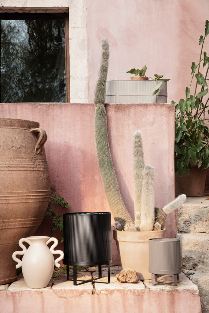 Verso Table Vase Cream | ferm LIVING | Home of Solinfo