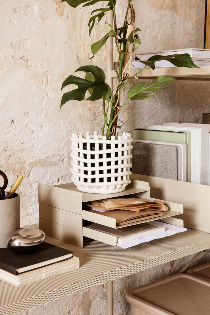 Ceramic Basket - Small Off-White | ferm LIVING | Home of Solinfo