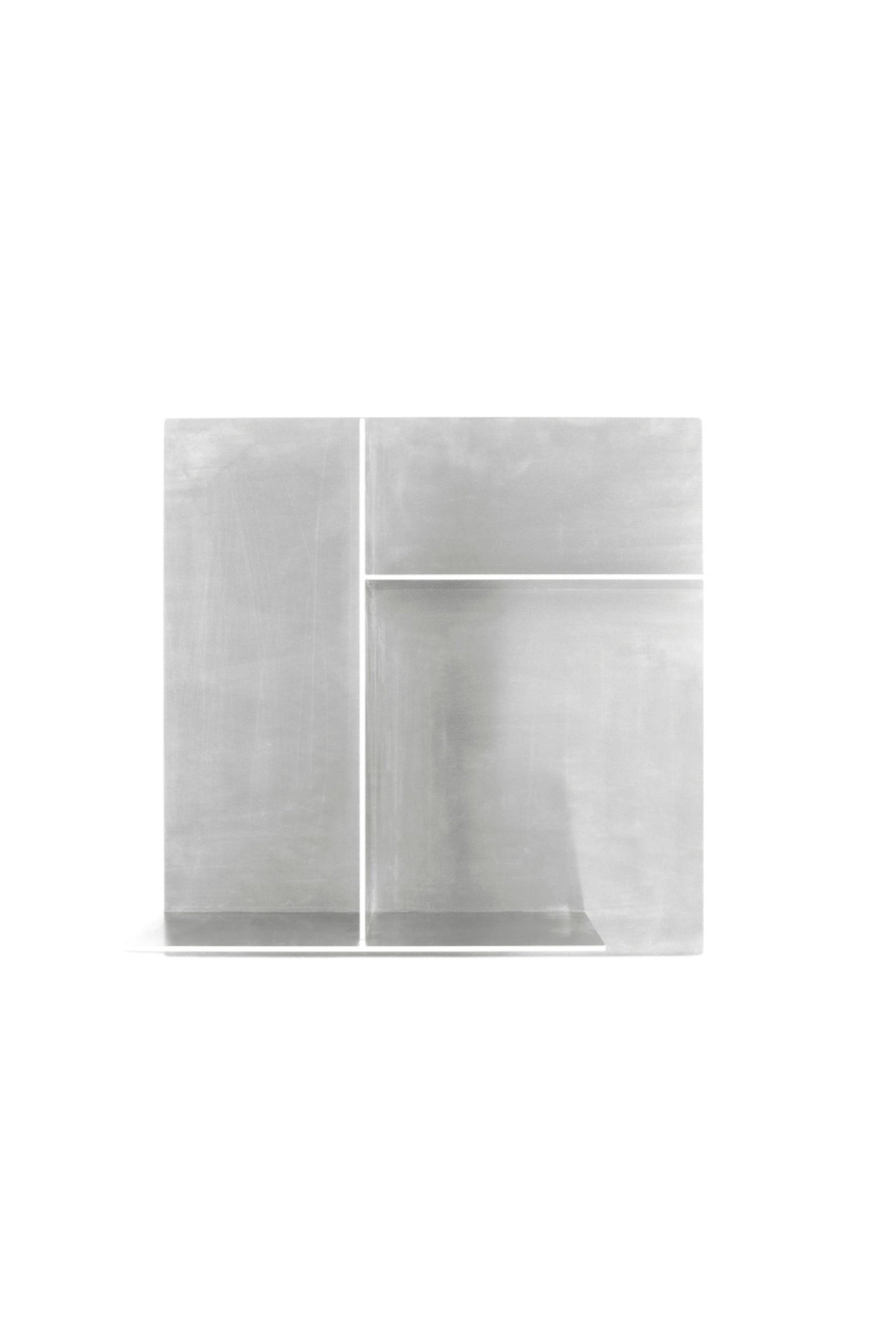 Rivet Typecase aluminium shelf