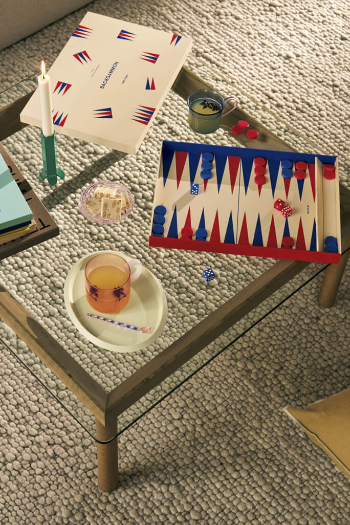 Play Backgammon