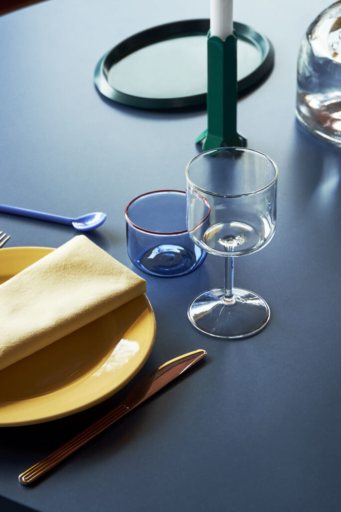 Tint blue glass set of 2 with red rim