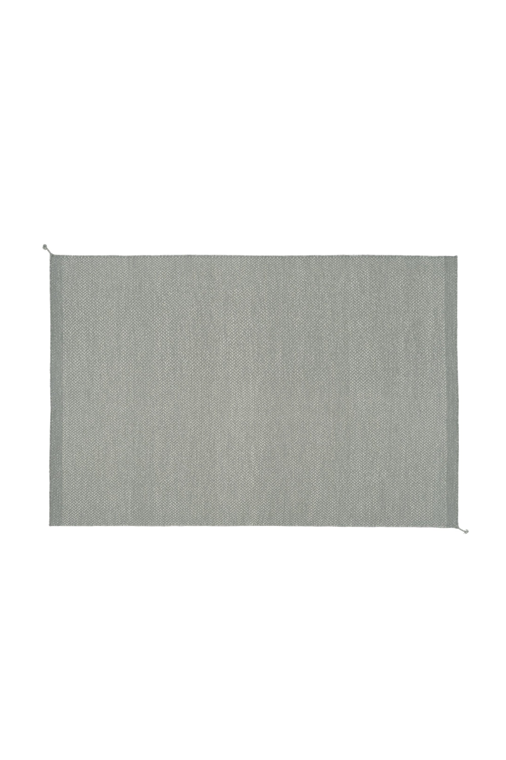 Ply Rug Grey