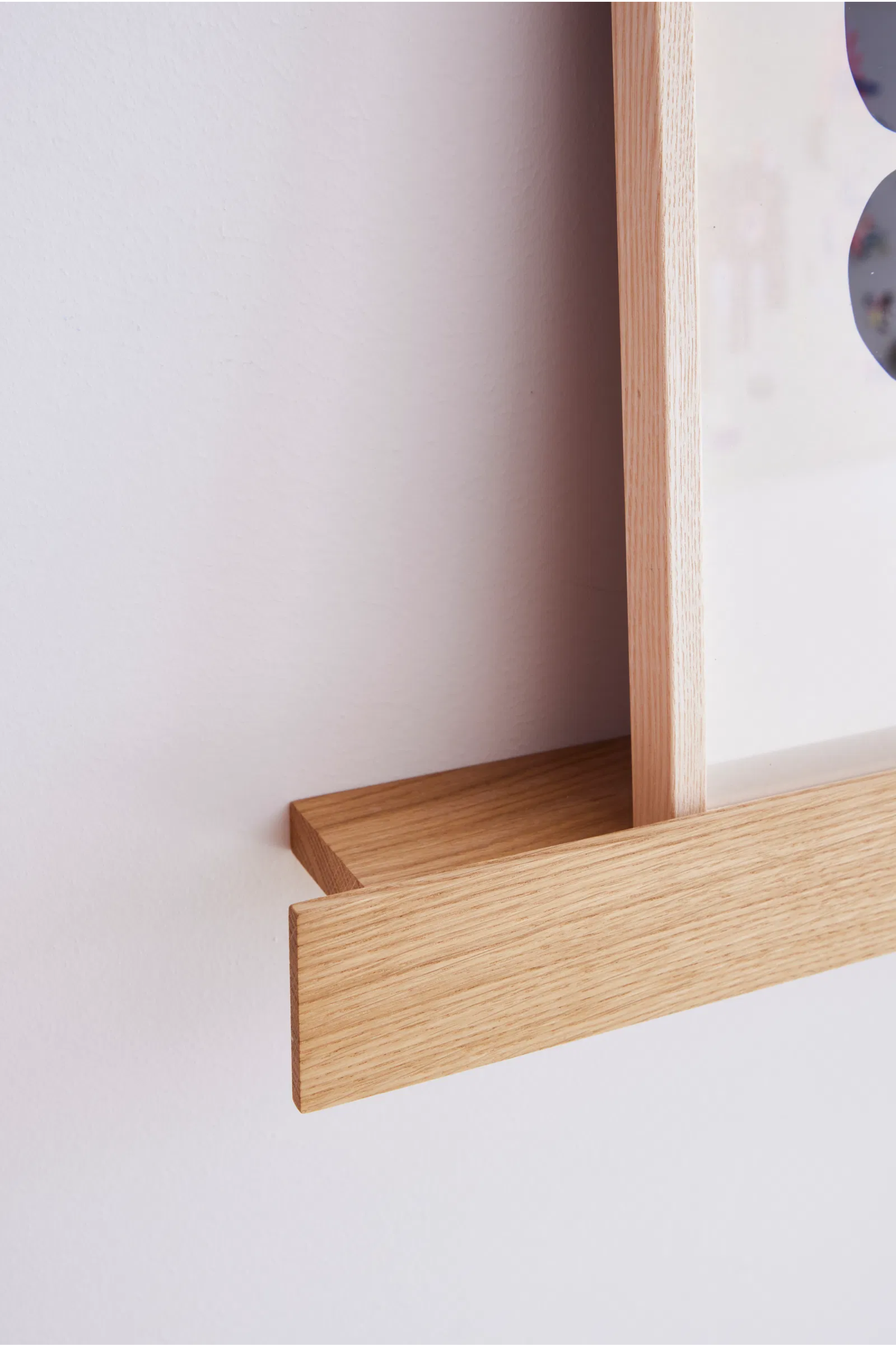 Floating Gallery Shelf - Oak