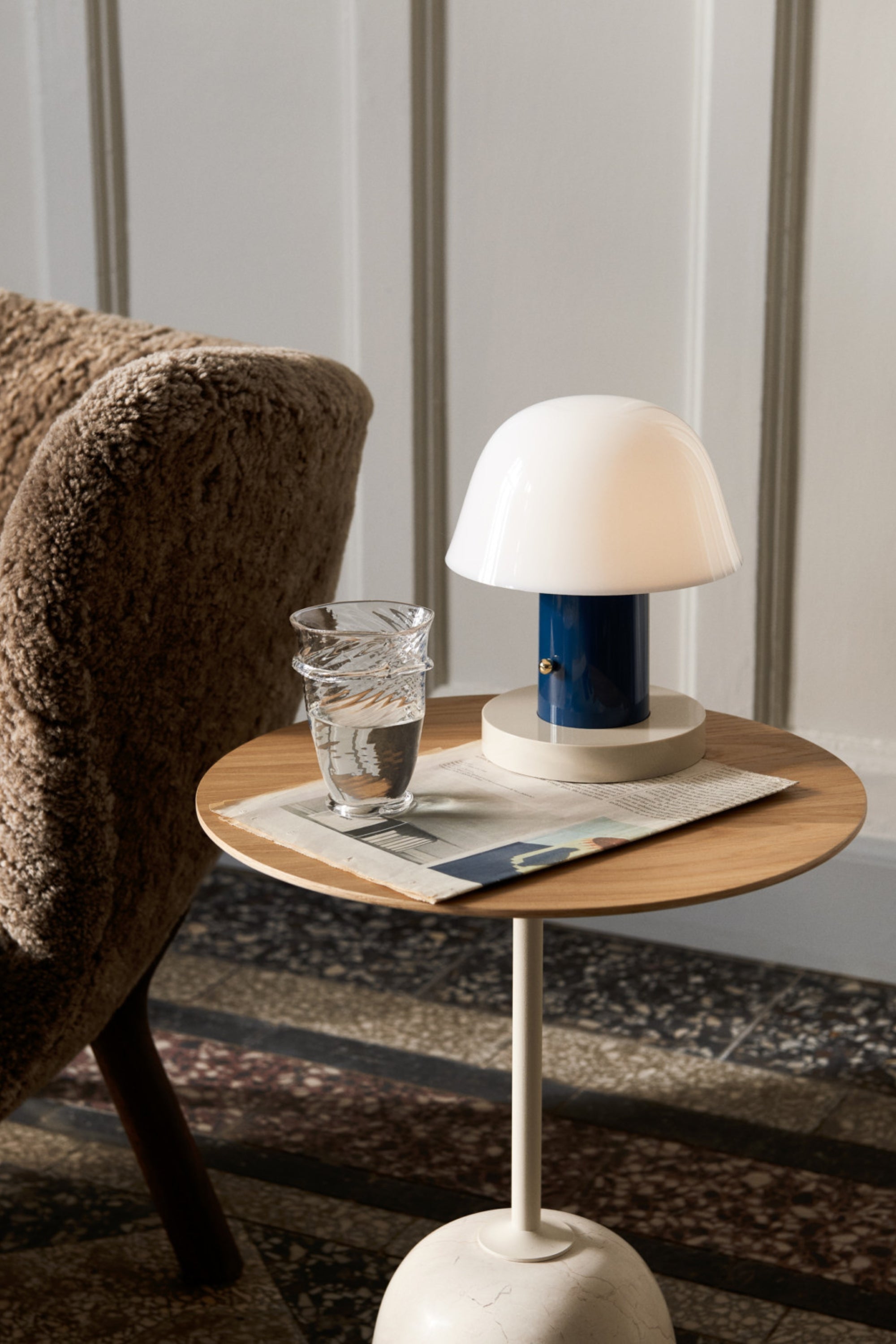 Lato LN8 oak side table