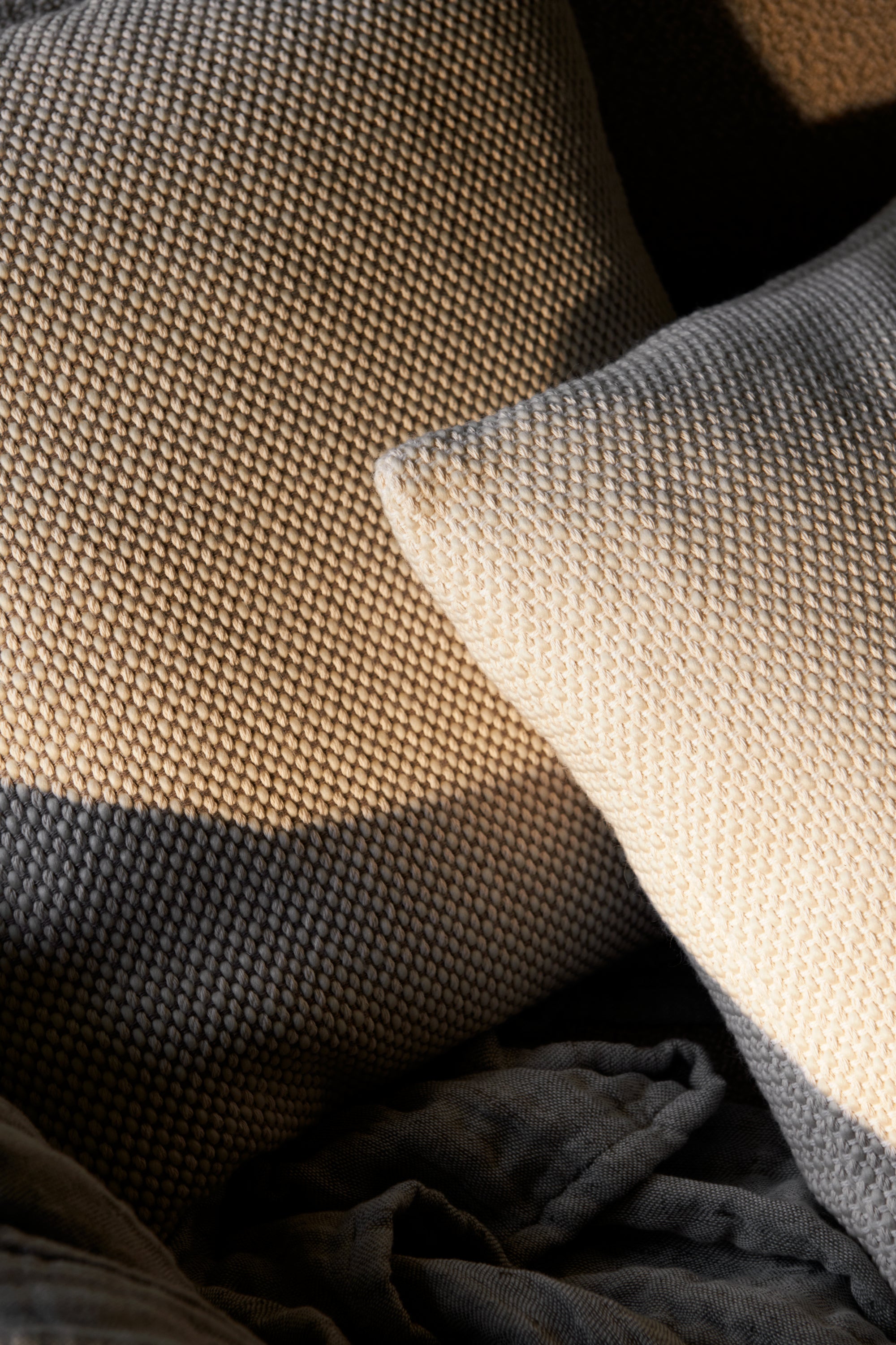 Collect Weave SC48 párna, Almond