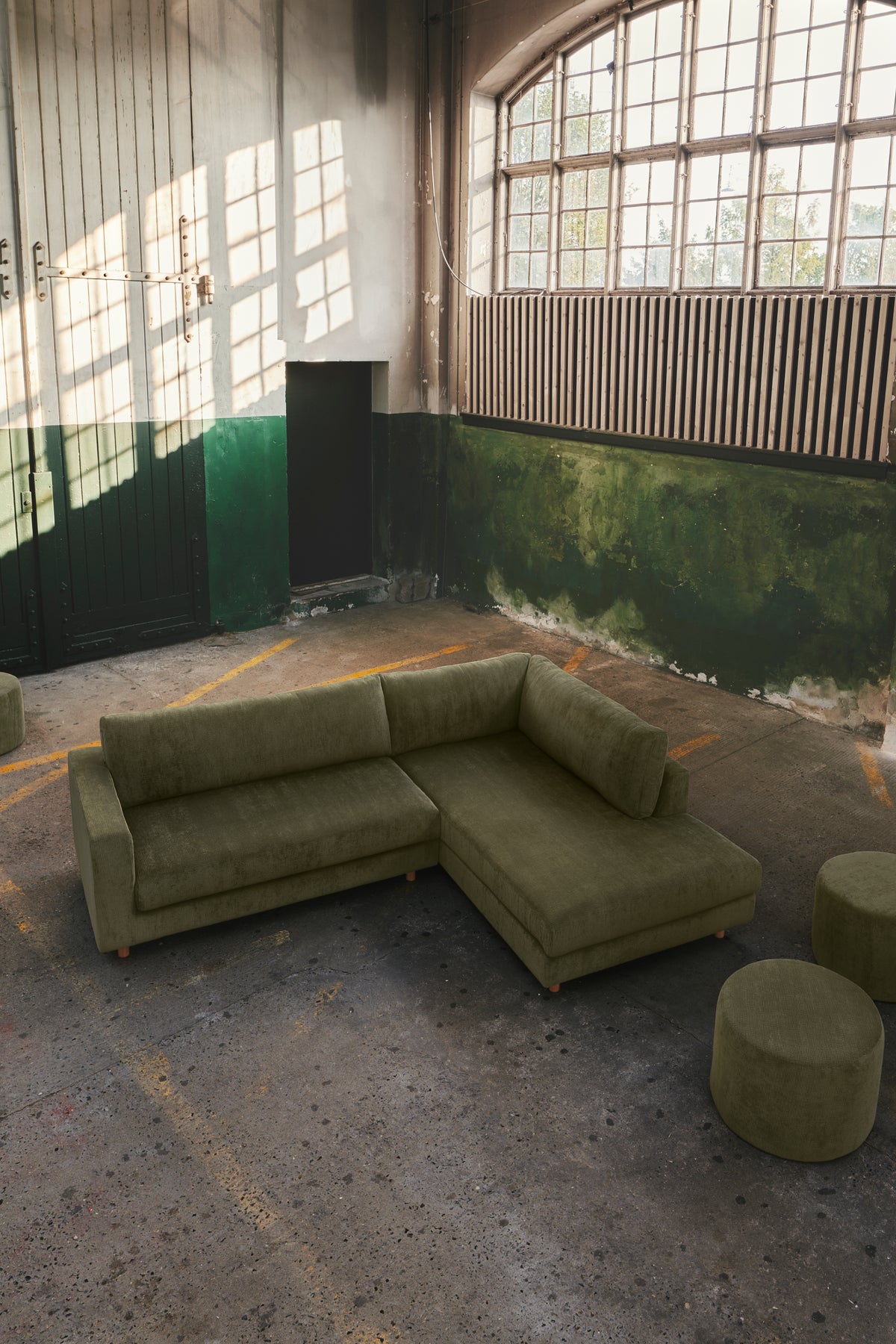 Douglas Corner sofa riht Free Sage