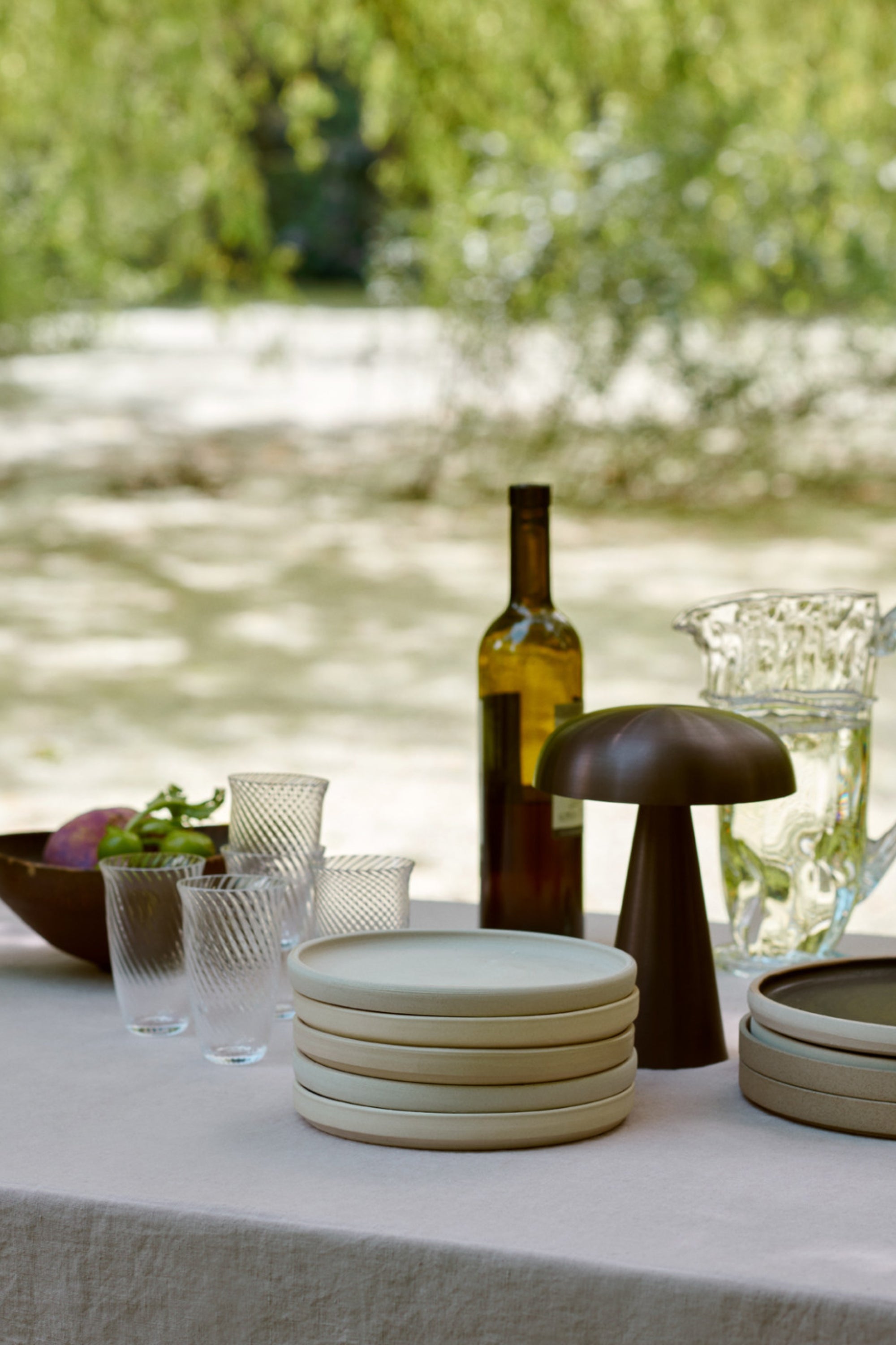 Como brown portable table lamp