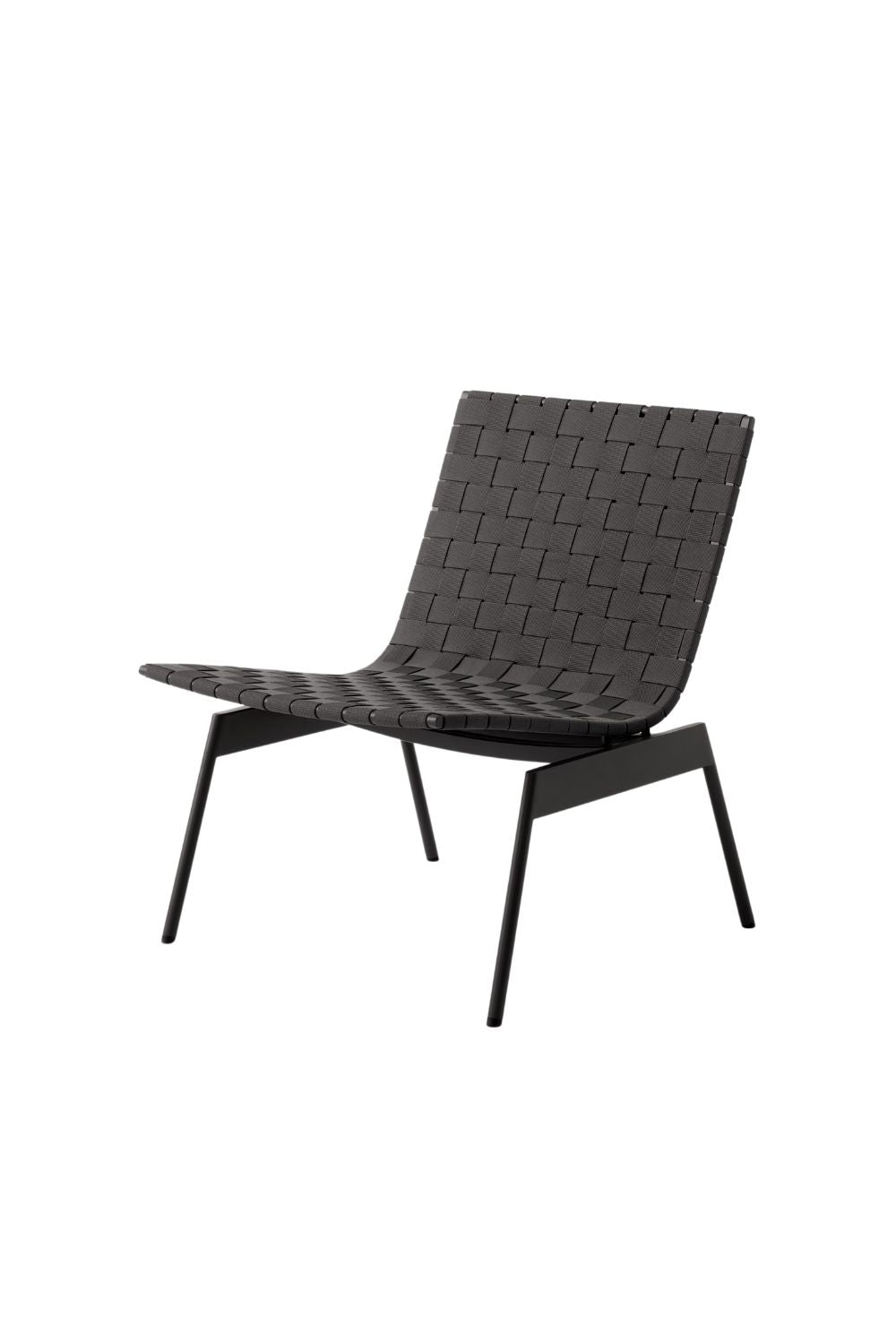 Ville AV44 Warm Black Lounge Chair | &Tradition | Home of Solinfo