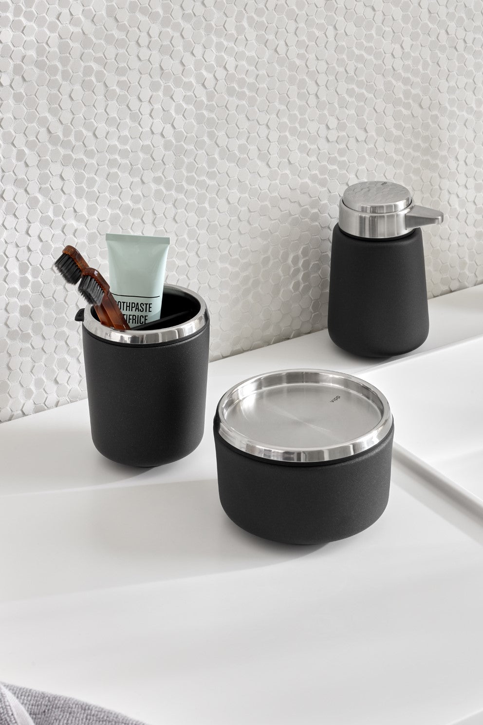 VIPP10 Black Container | Vipp | Home of Solinfo