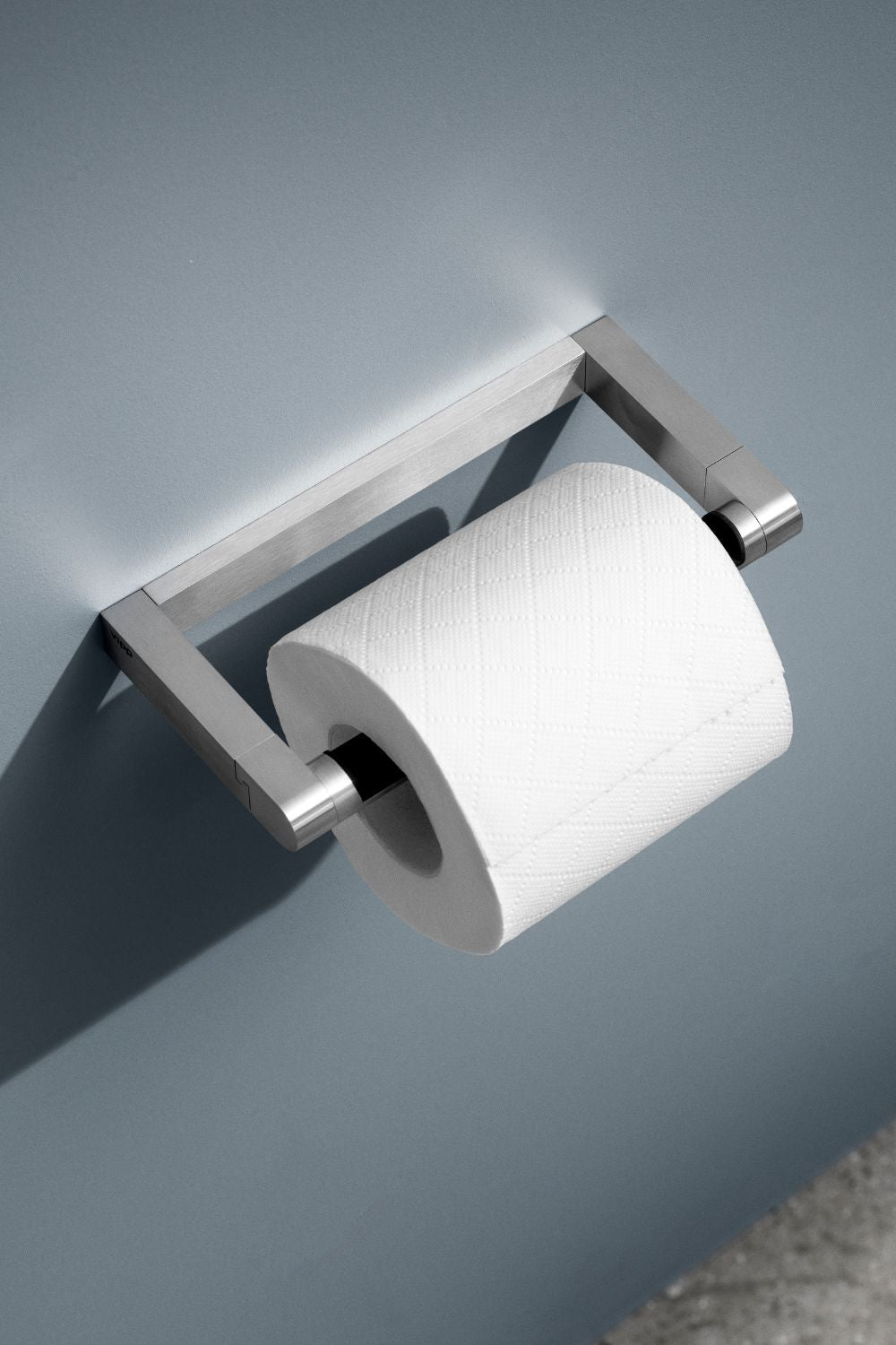 Vipp3 Toilet Roll Holder | Vipp | Home of Solinfo