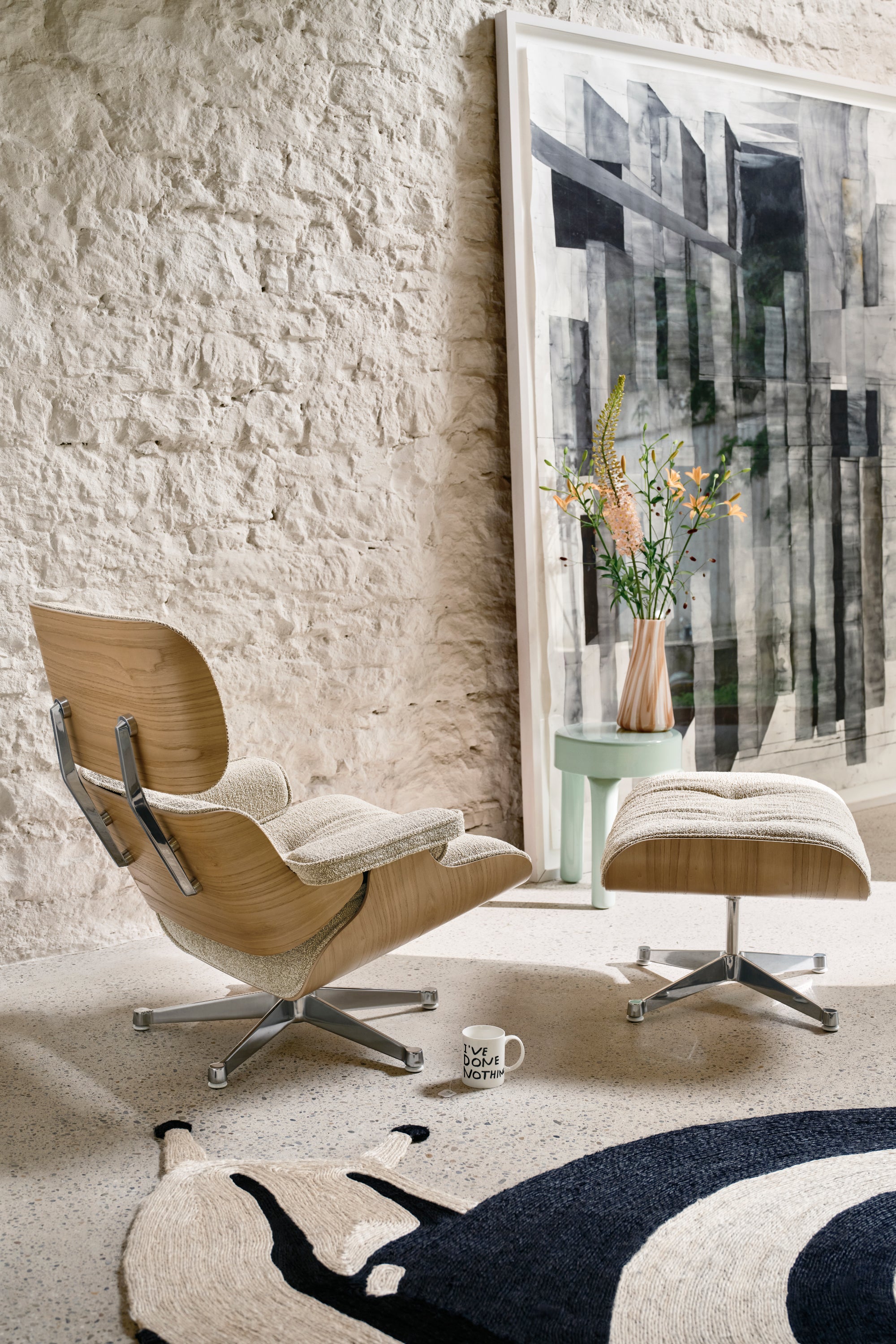 Eames Lounge Chair natural chesnut, Nubia