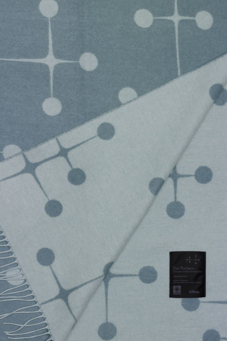 Eames Blanket Light Blue | Vitra | Home of Solinfo