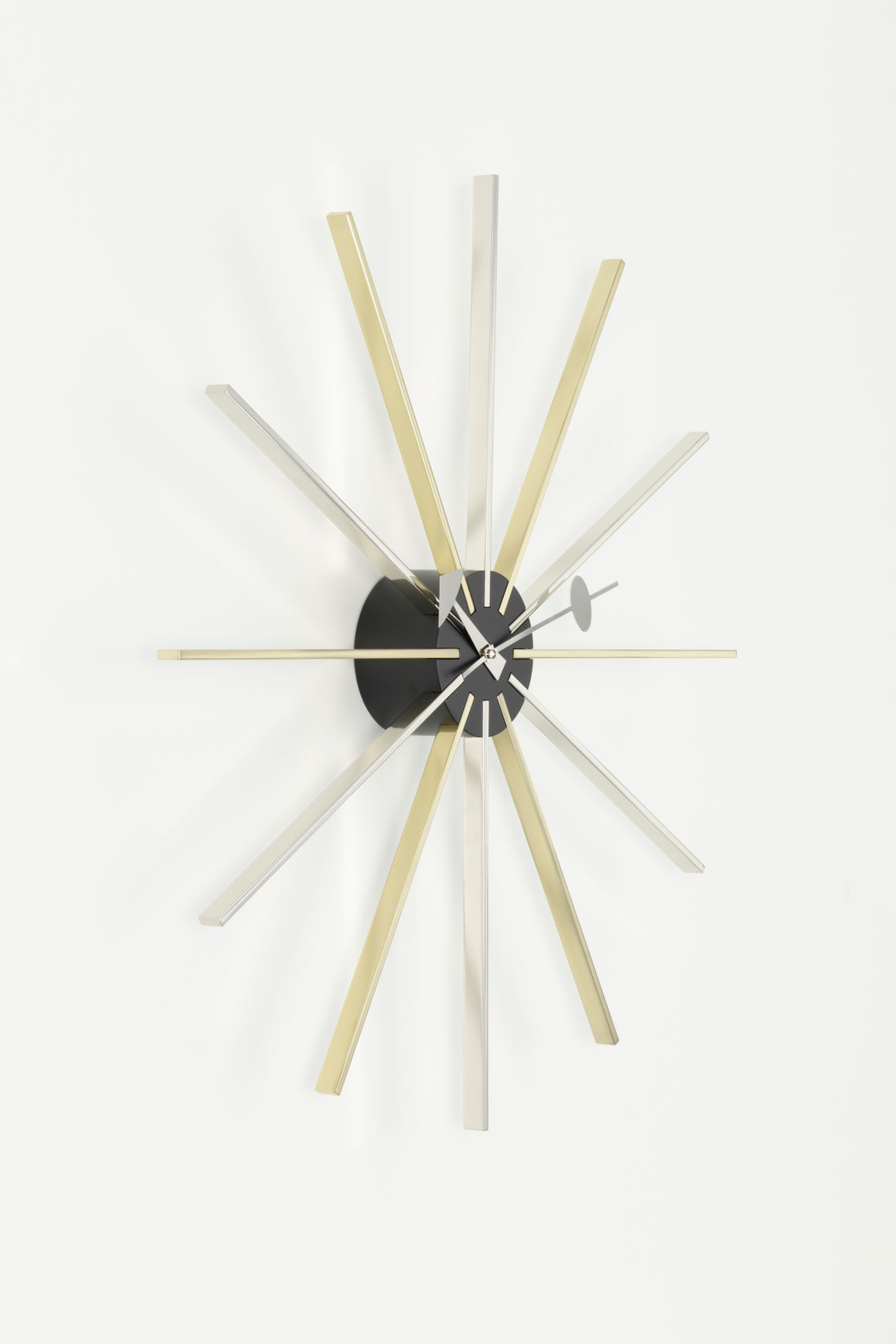 Star Clock | Vitra | Home of Solinfo