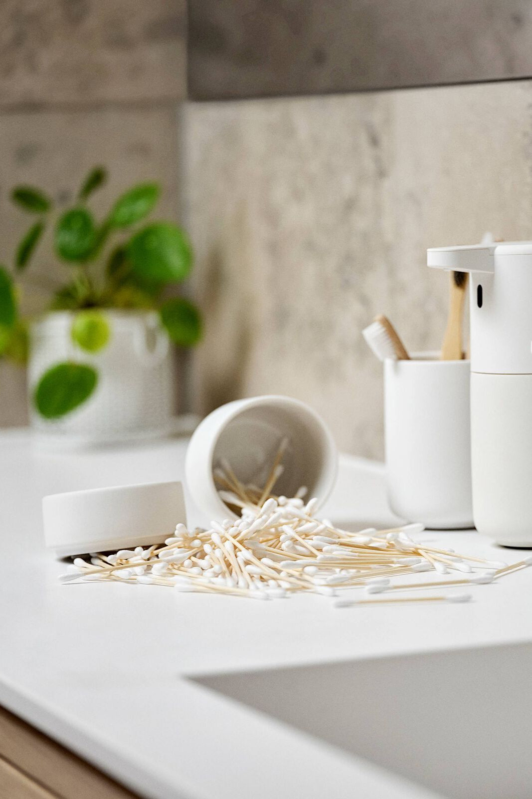 Ume jar with lid white | Zone Denmark | Home of Solinfo