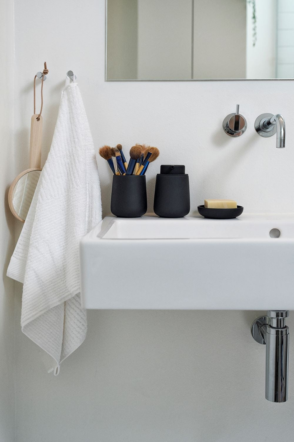 Zone Classic Bath Towel 70x140cm White | Zone Denmark | Home of Solinfo